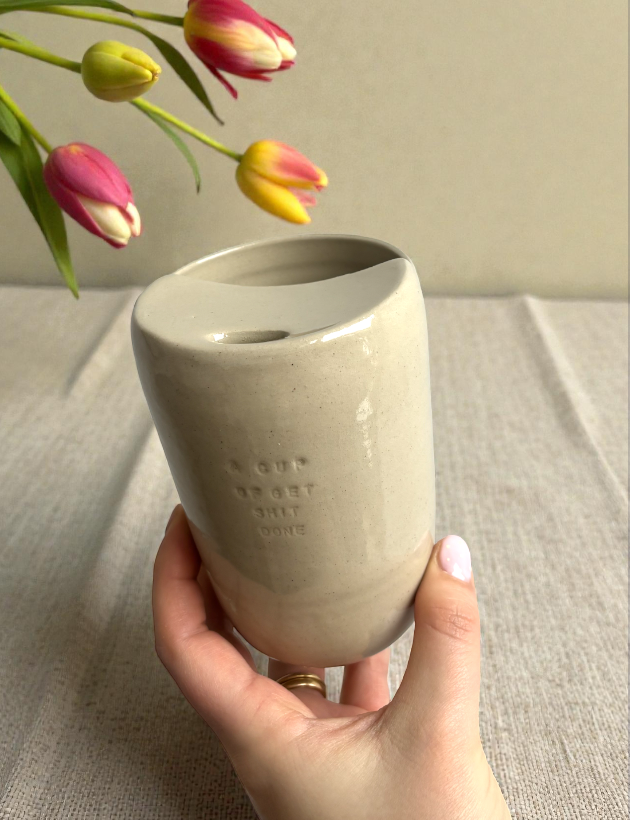 Handgemachte Keramiktasse - To Go Mug "Get Shit Done"