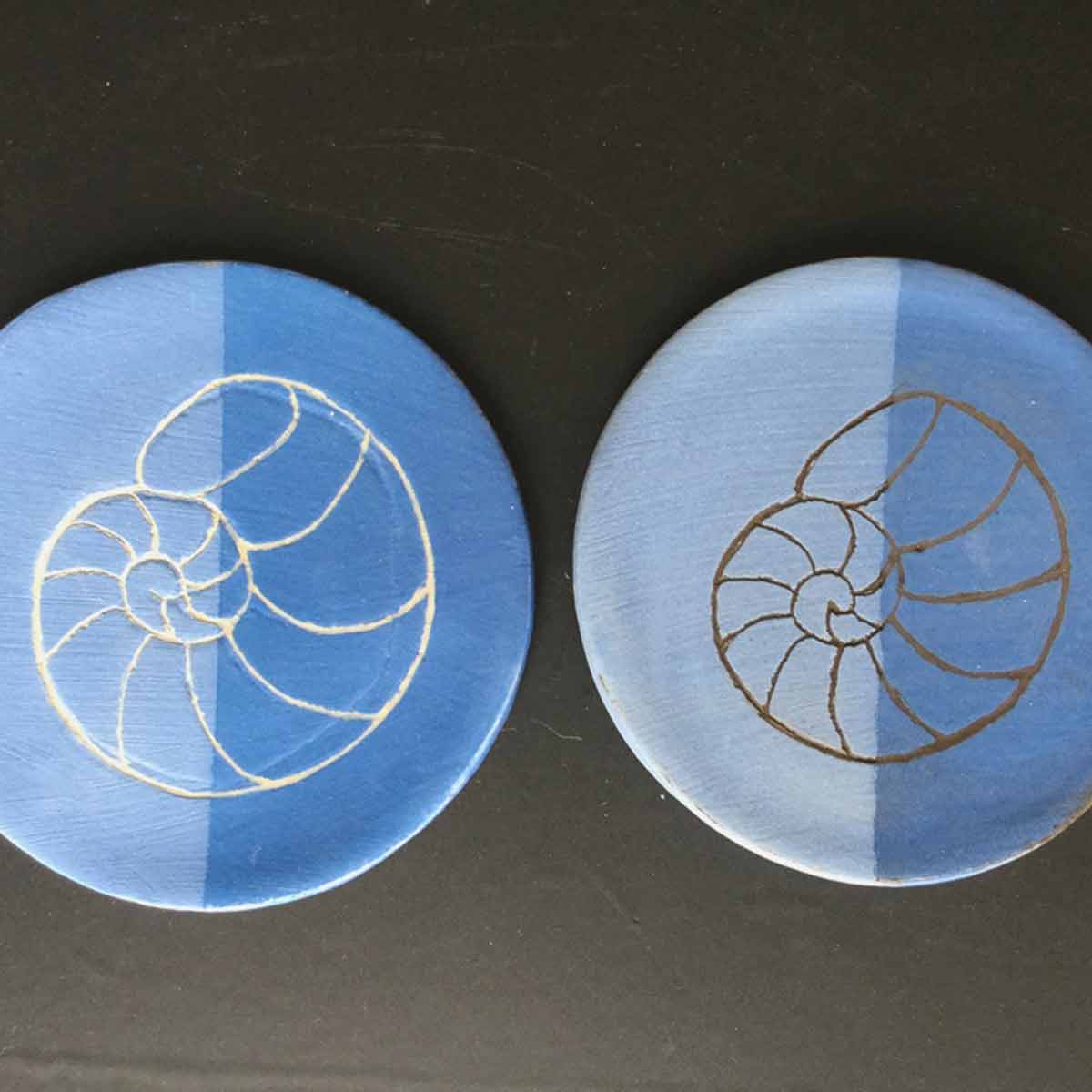 Botz Engobe Mittelblau 9046