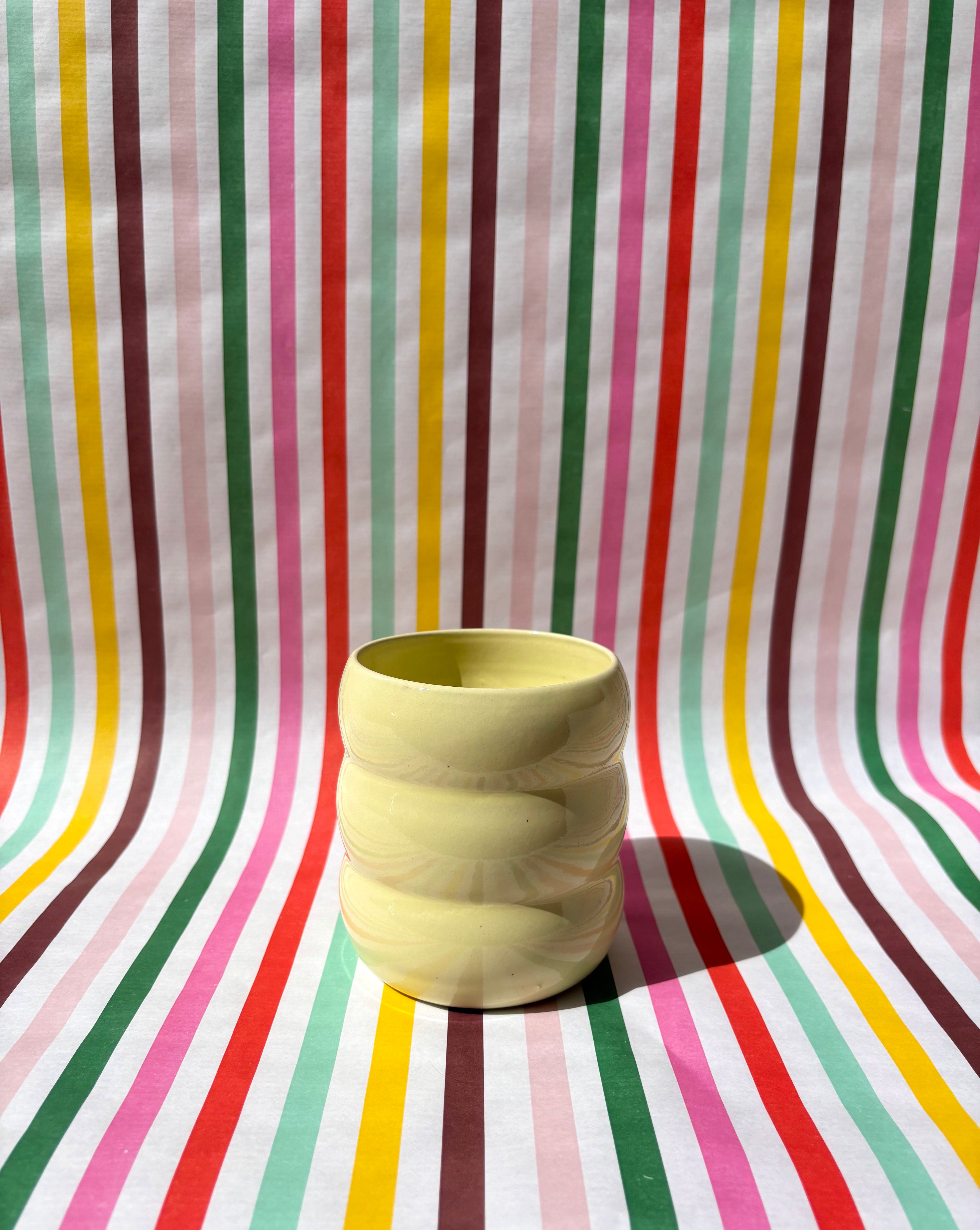 Handgemachte Keramiktasse - Bubble Cups Yellow
