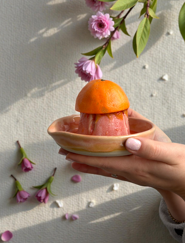 Handgemachte Keramikzitruspresse - Peach