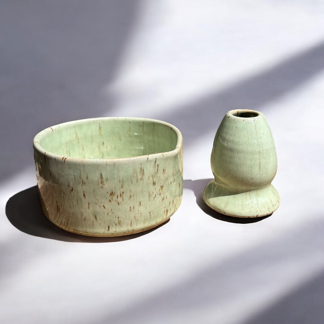 Keramik Matcha Bowl mit Chasenhalter – Peppermint