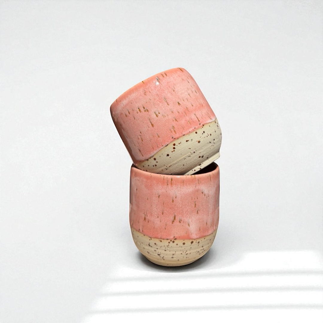 Handgemachte Keramiktasse - Blossom Cup Spots