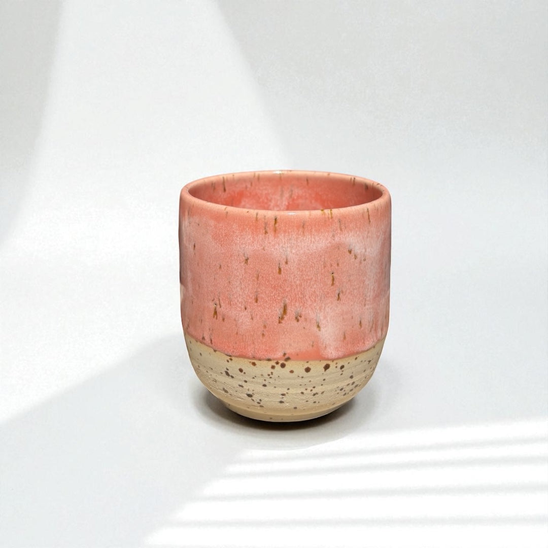 Handgemachte Keramiktasse - Blossom Cup Spots