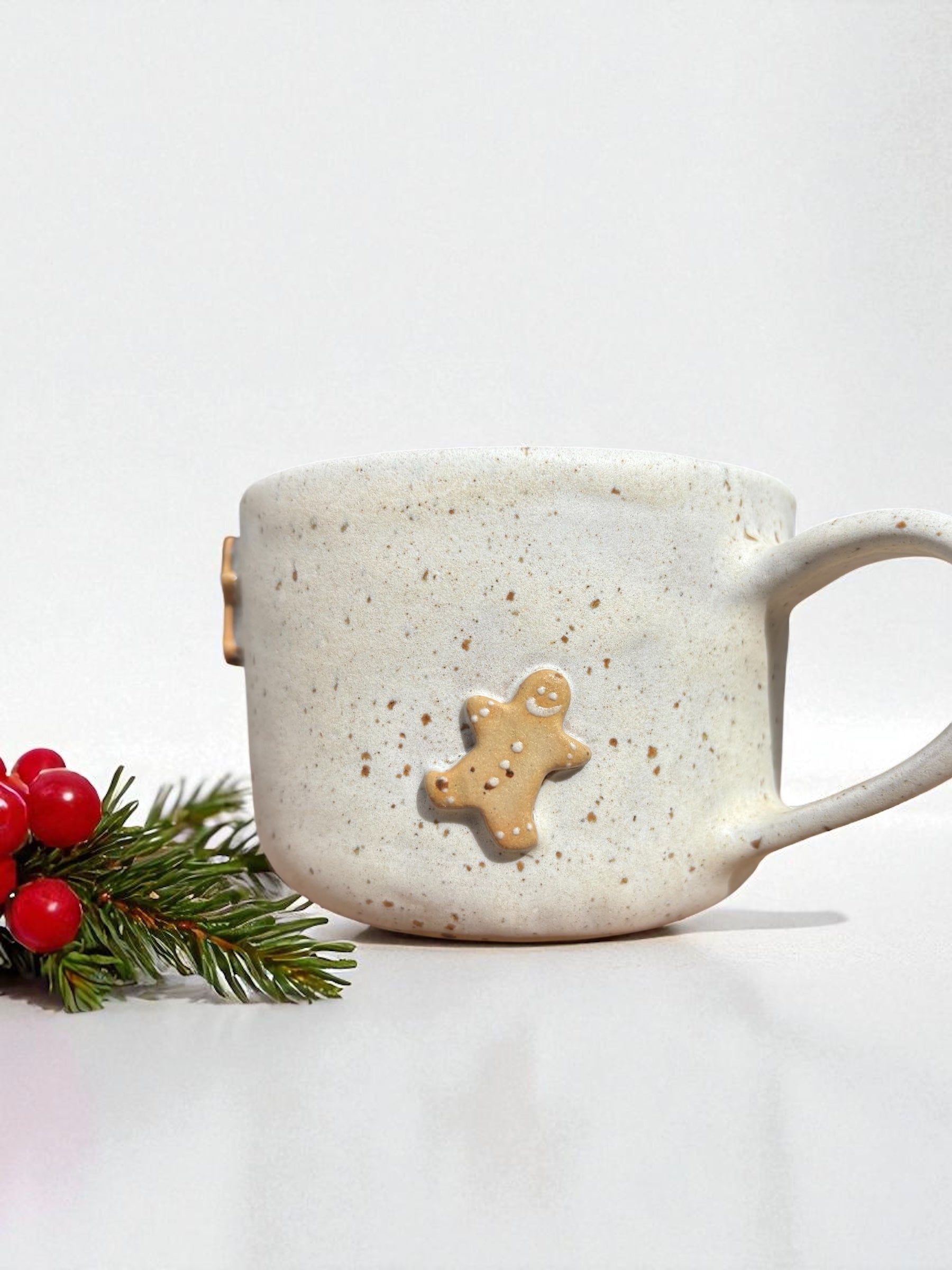 Handgemachte Keramiktasse - Baby Gingerbread Cup Henkel