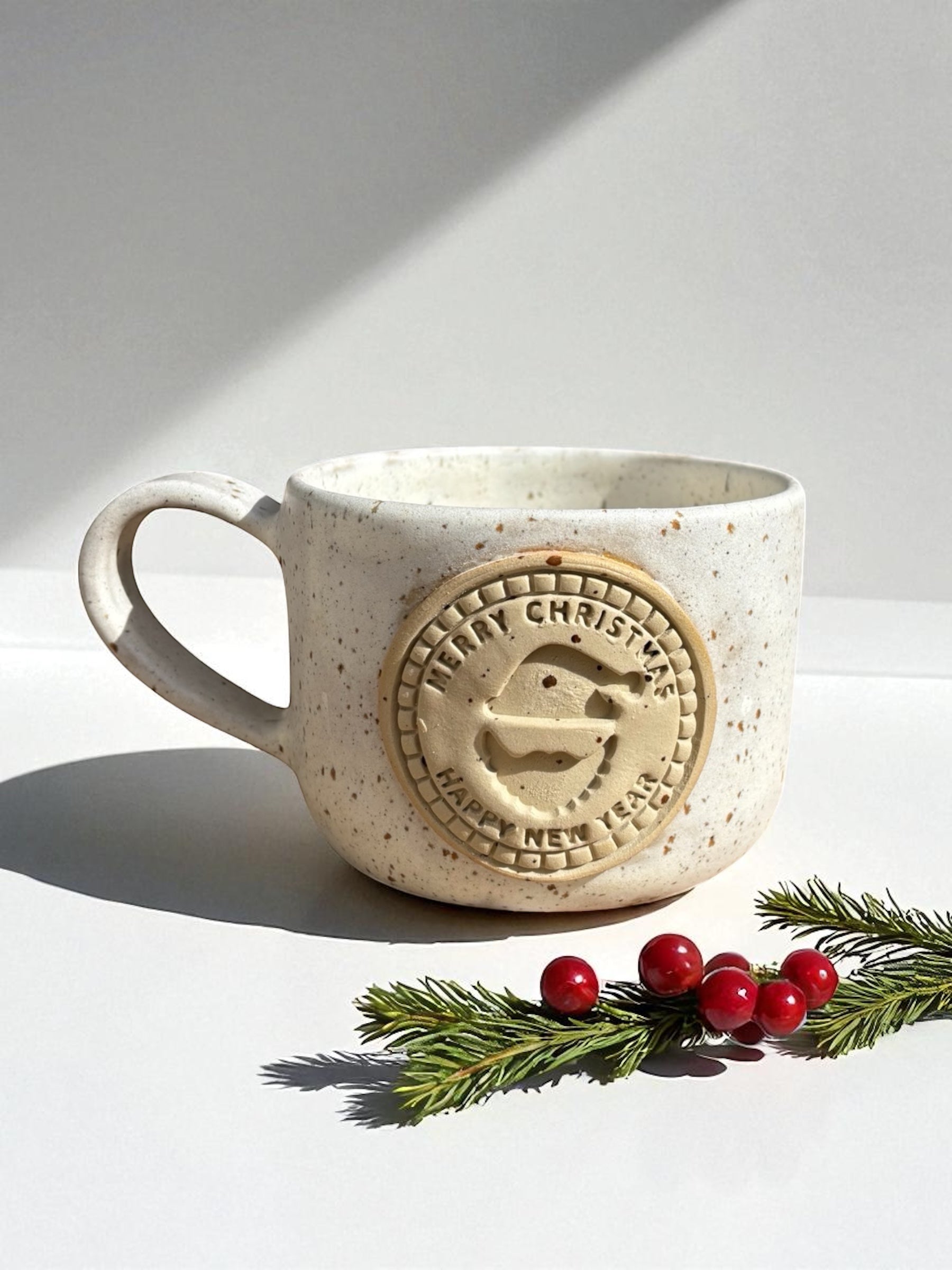 Handgemachte Keramiktasse - Santa Cup Henkel