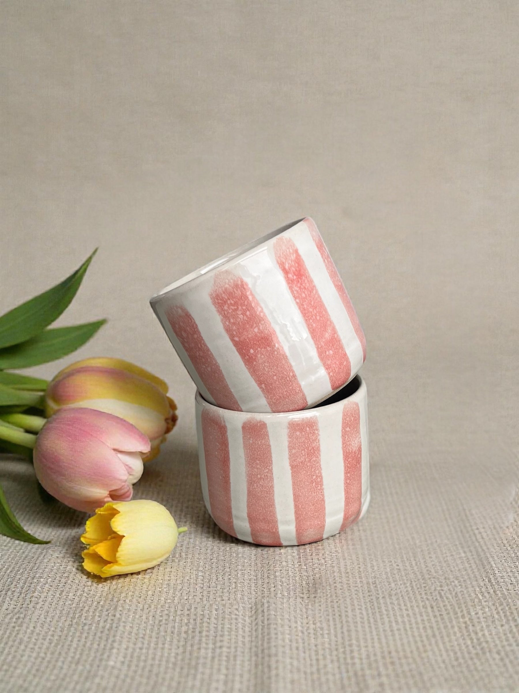 Handgemachte Keramiktasse - Strawberry Milk (small)