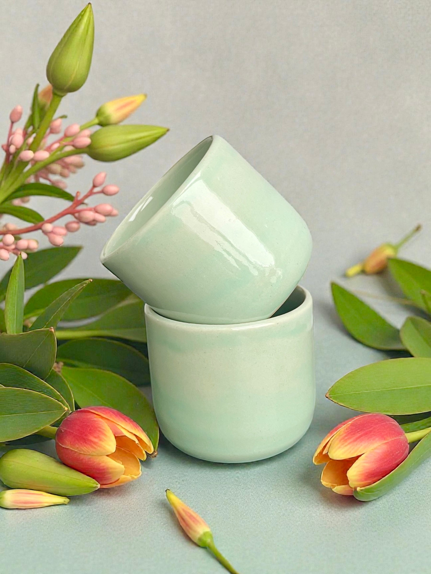 Handgemachte Keramiktasse - Poppy Baby Mint