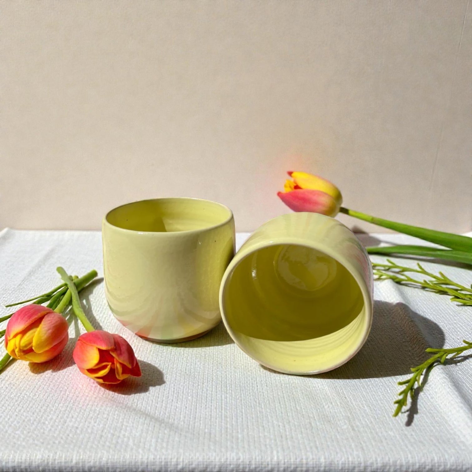 Handgemachte Keramiktasse - Poppy Yellow