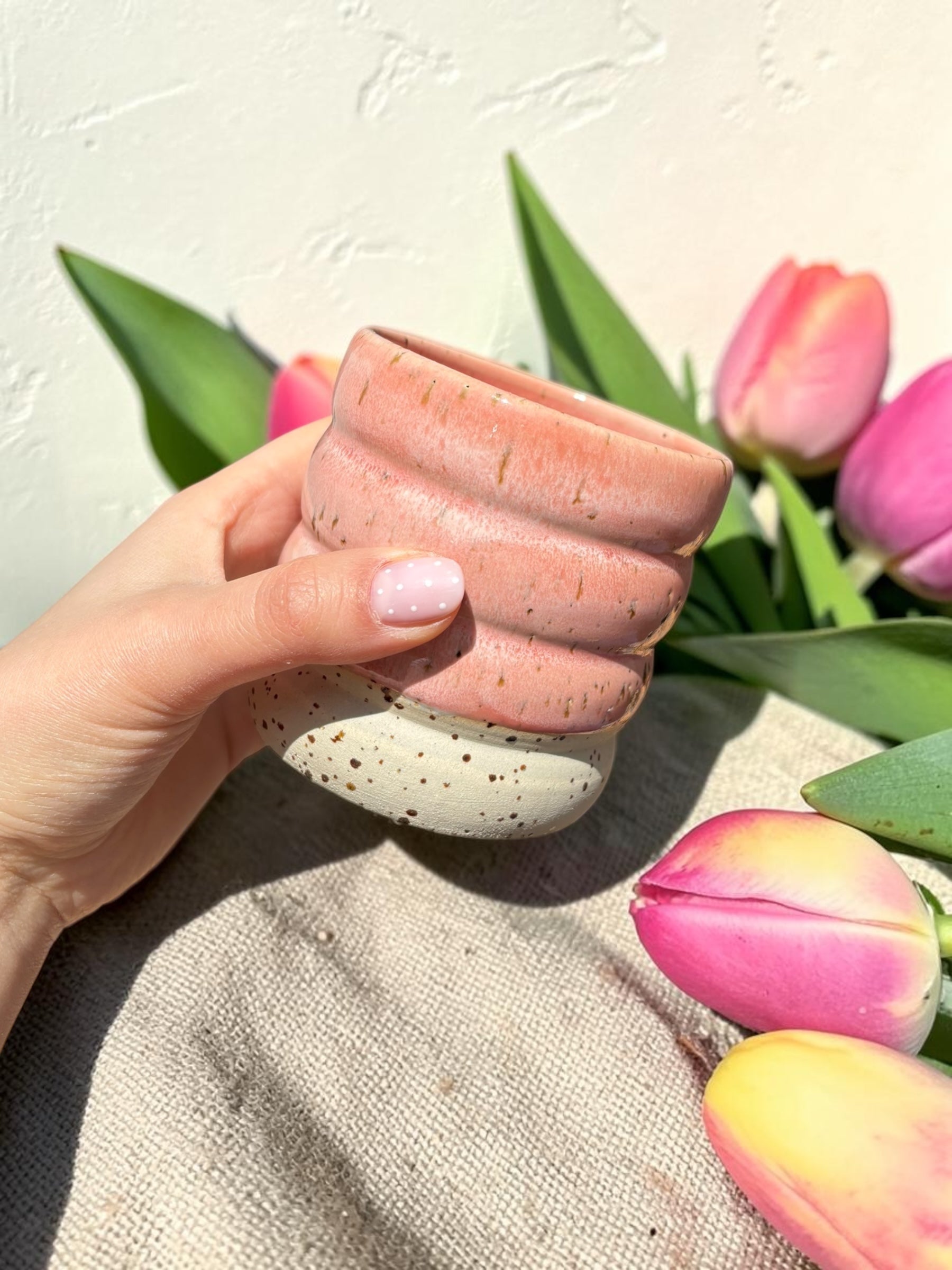 Handgemachte Keramiktasse - Bubble Rosy